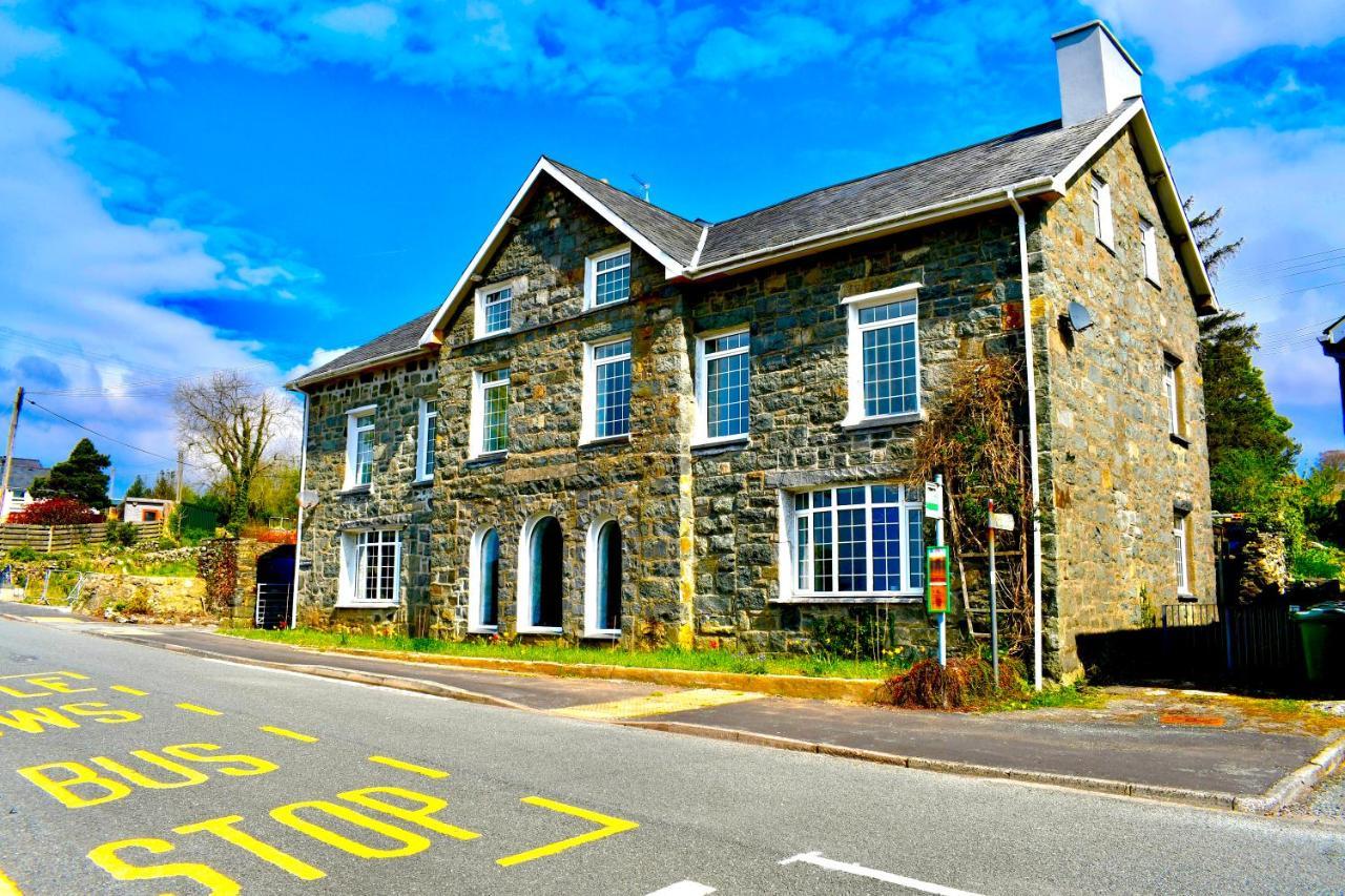 Garndolbenmaen Spacious 3 Bedroom Garden Apartment In Snowdonia National Park מראה חיצוני תמונה